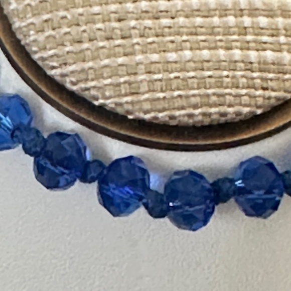 2/$15 Blue adjustable cord bracelet w/faceted blue crystal beads - Picture 7 of 12